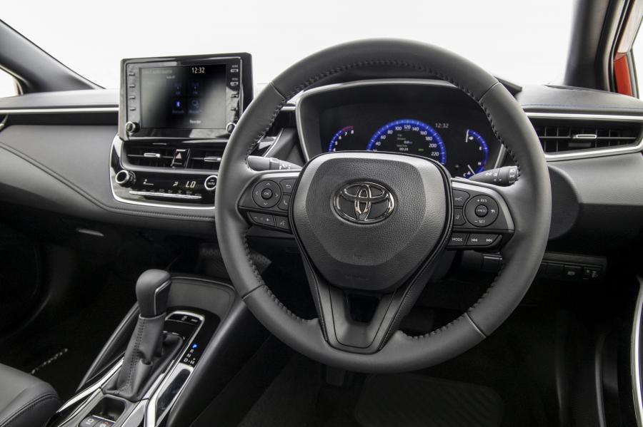 Детали интерьера Toyota Corolla Sedan 2020 года  (ZA) (фото 34 из 40)